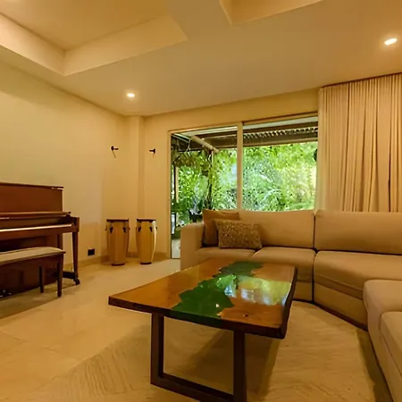Colonial Elegance In Historic Center /pool Apartamento