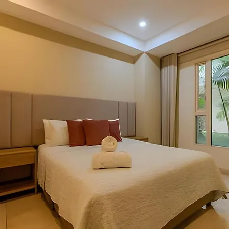 Colonial Elegance In Historic Center /pool Cartagena
