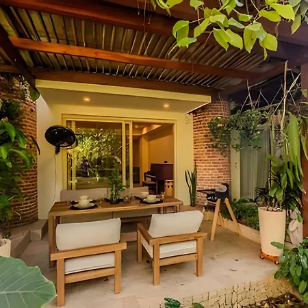 Colonial Elegance In Historic Center /pool Apartamento